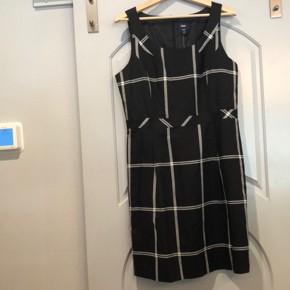 Gap black and white plaid sheath dress. NWT!